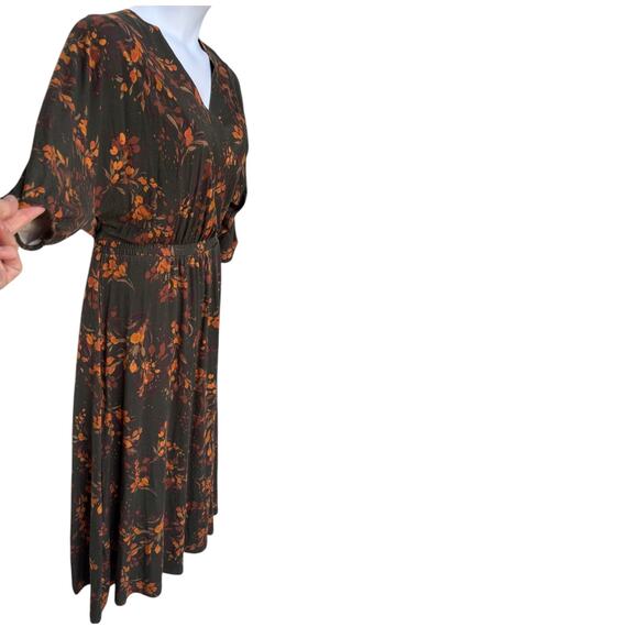 Garnet Hill Tencel Blend Stretchy Floral Surplice Top Wrap Style Dress size M - Picture 6 of 14